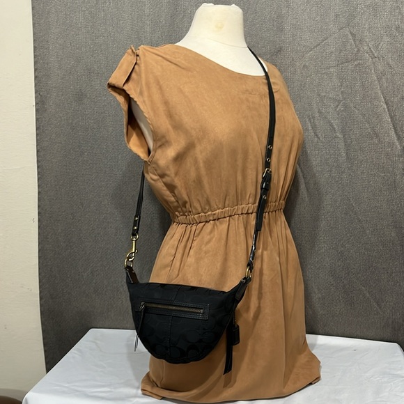 Coach Y2K Coach Black on Black Signature C Jacquard Baguette Mini Crossbody Bag - Picture 10 of 12